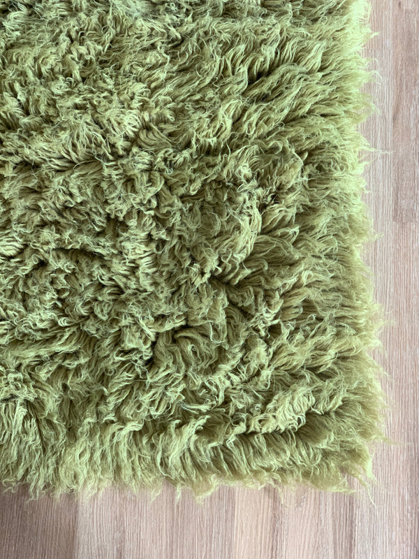 Flokati Rug - Olive - 2000 g/m2 - 3' x 5'